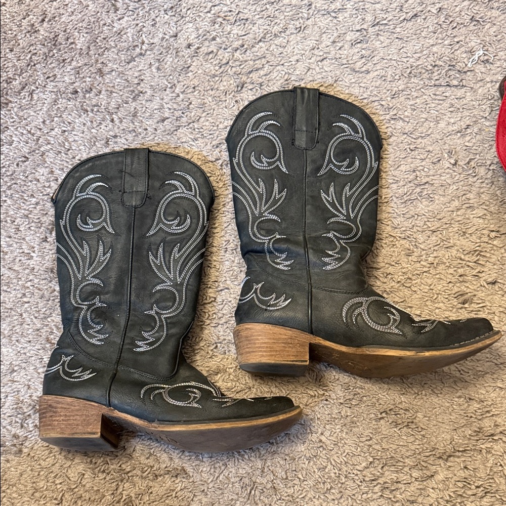 Roper Black Leather Western Embroidered Cowgirl Boots